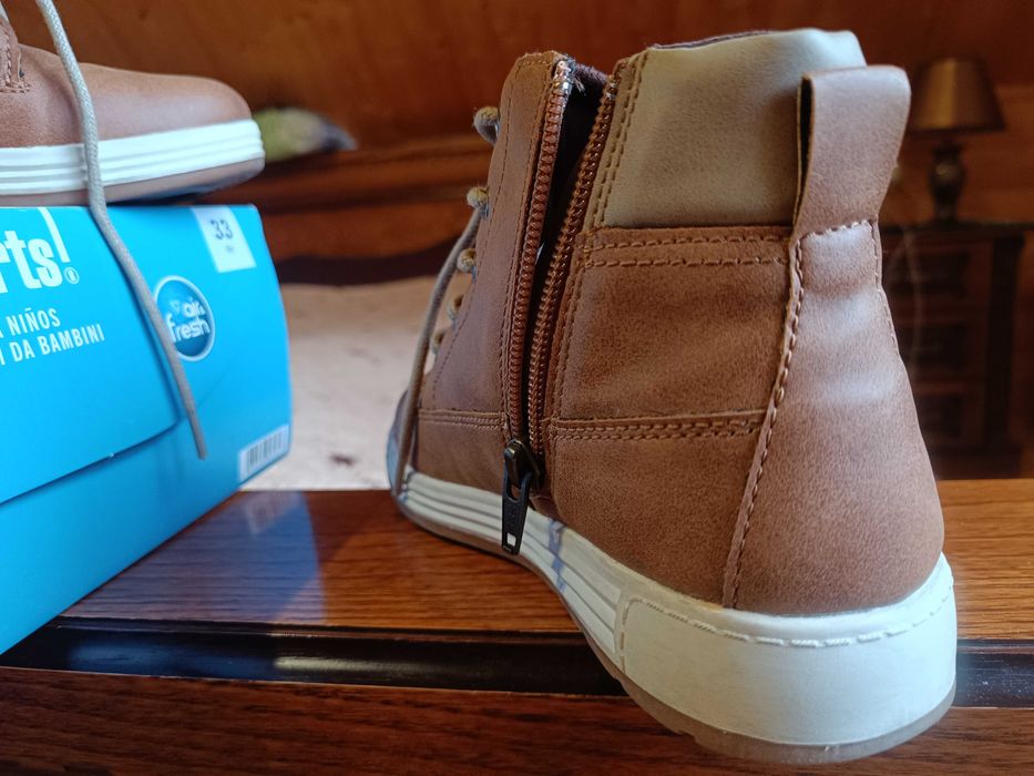 Італійське фірмове взуття підліткові