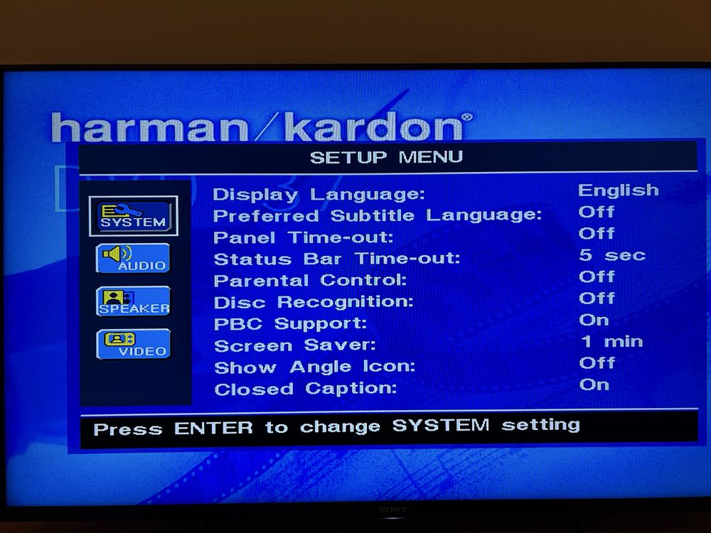 Harman Kardon DVD 37 HDMI + Pilot