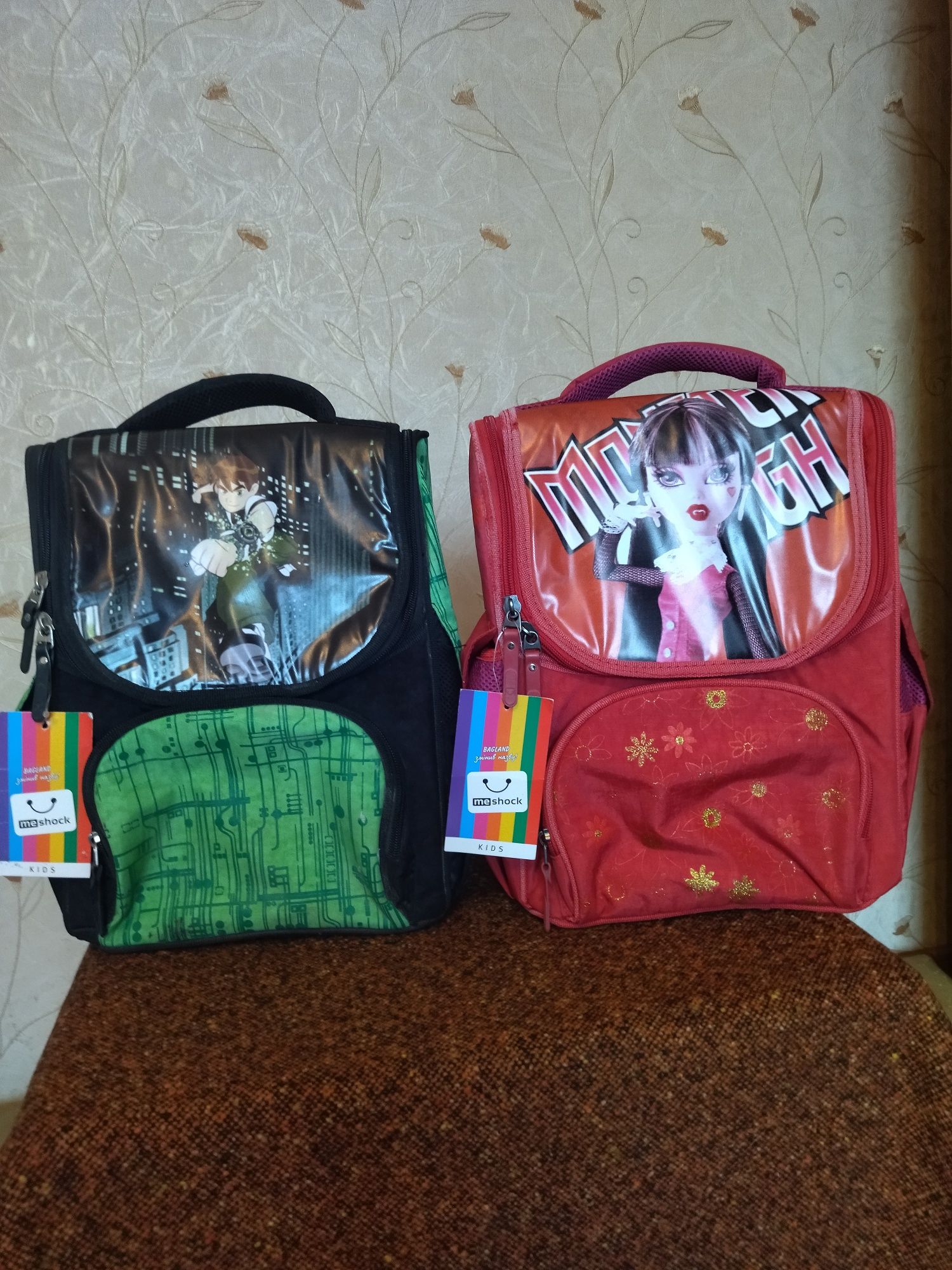 Шкільний рюкзак для начальних класів