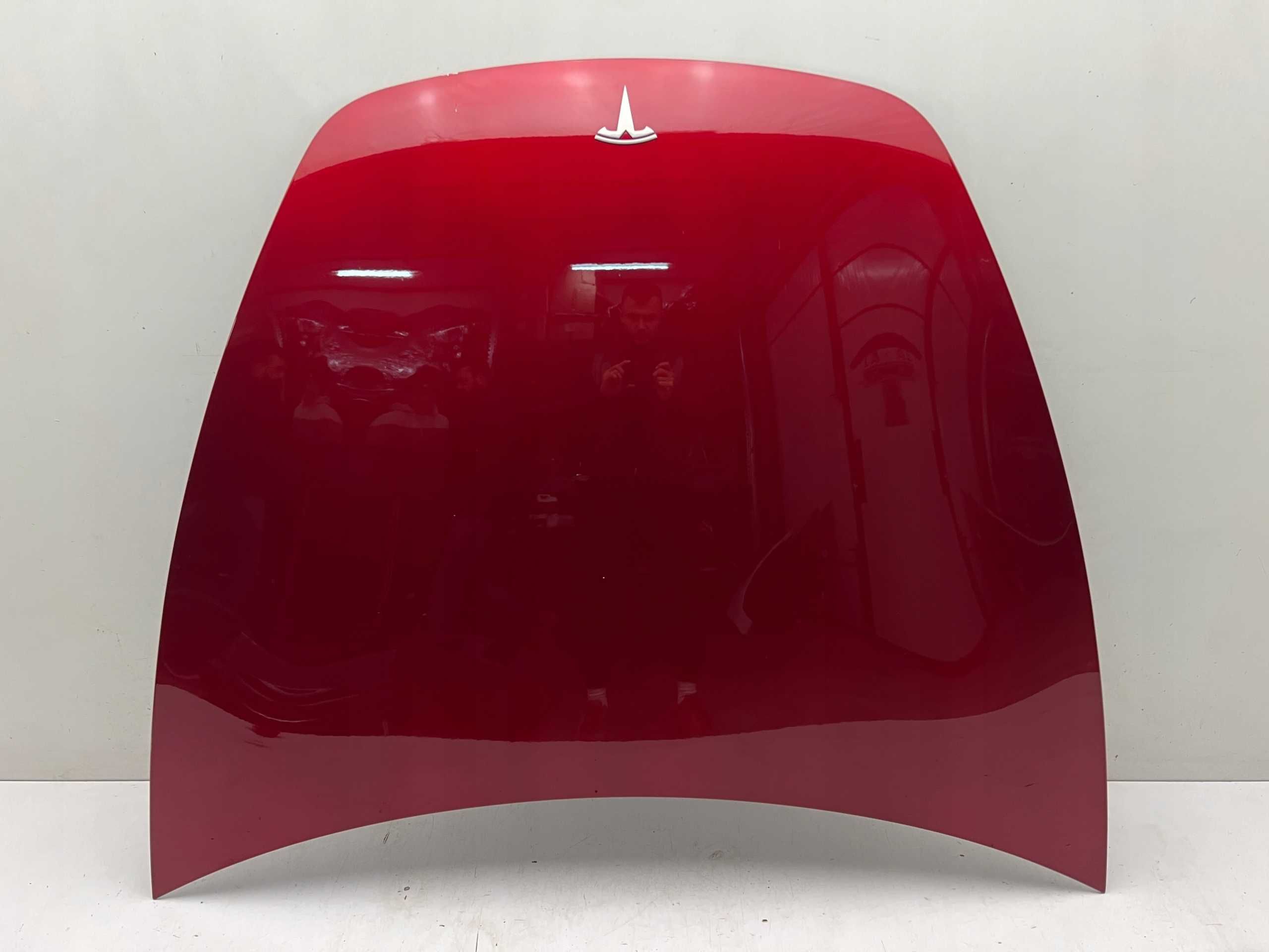 Tesla Model 3 капот - рест дорест
