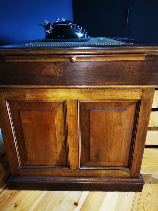 Biurko gabinetowe kolonialne dwustronne drewno intarsja