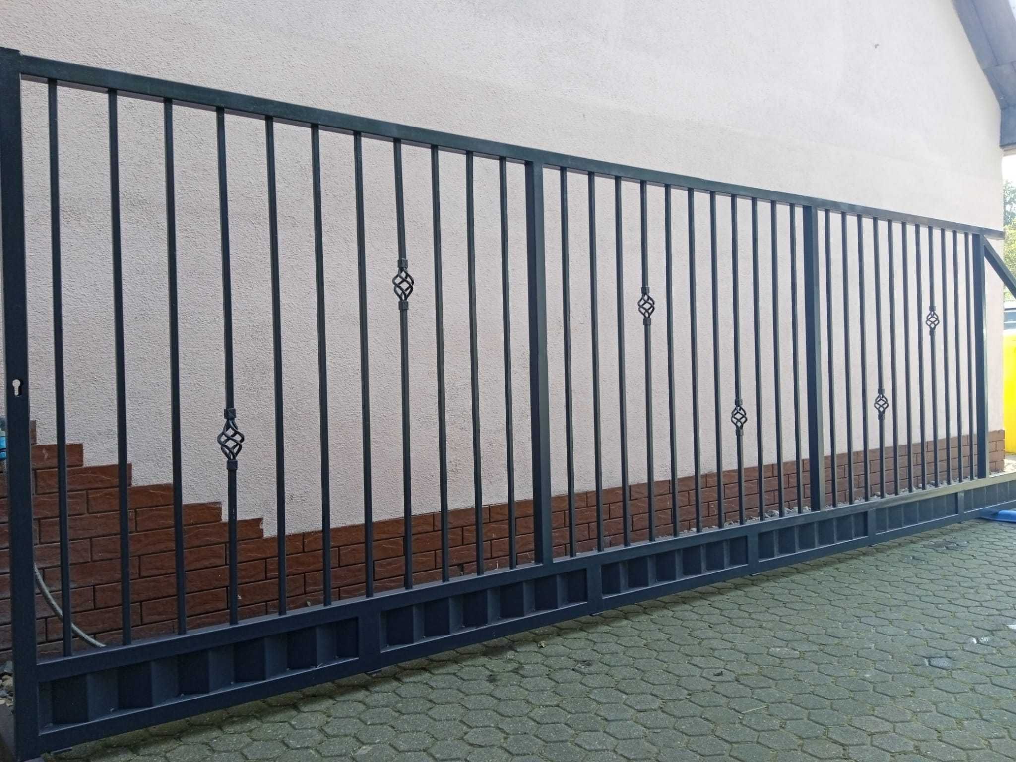 Brama przesuwna (1500 x 4000) + furtka (1500 x 1000)