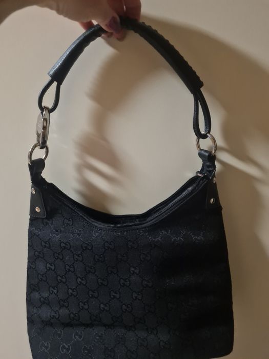 Продам сумку через плечо.GUCCI