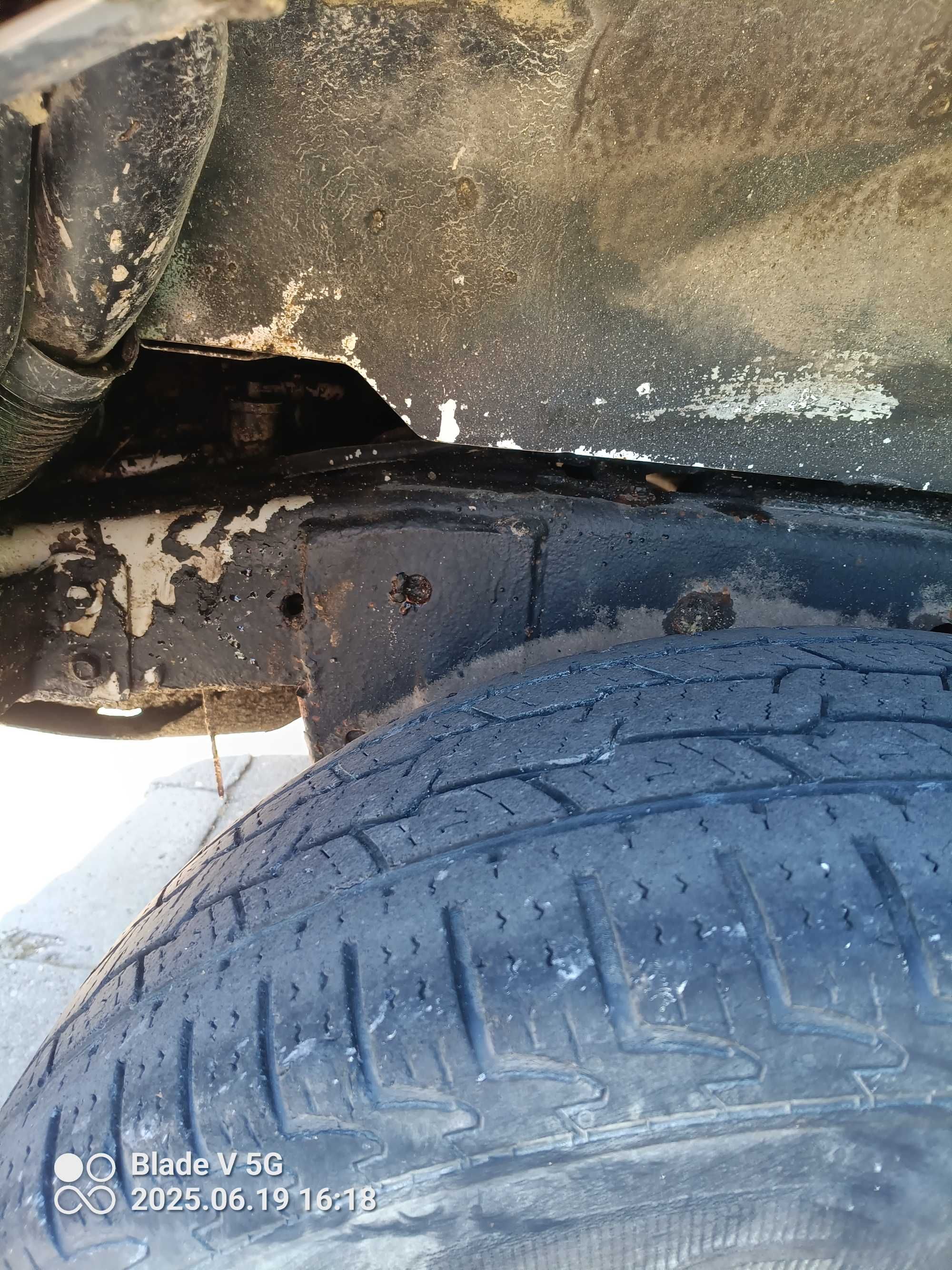 Witam. Sprzedam Nissan Terrano