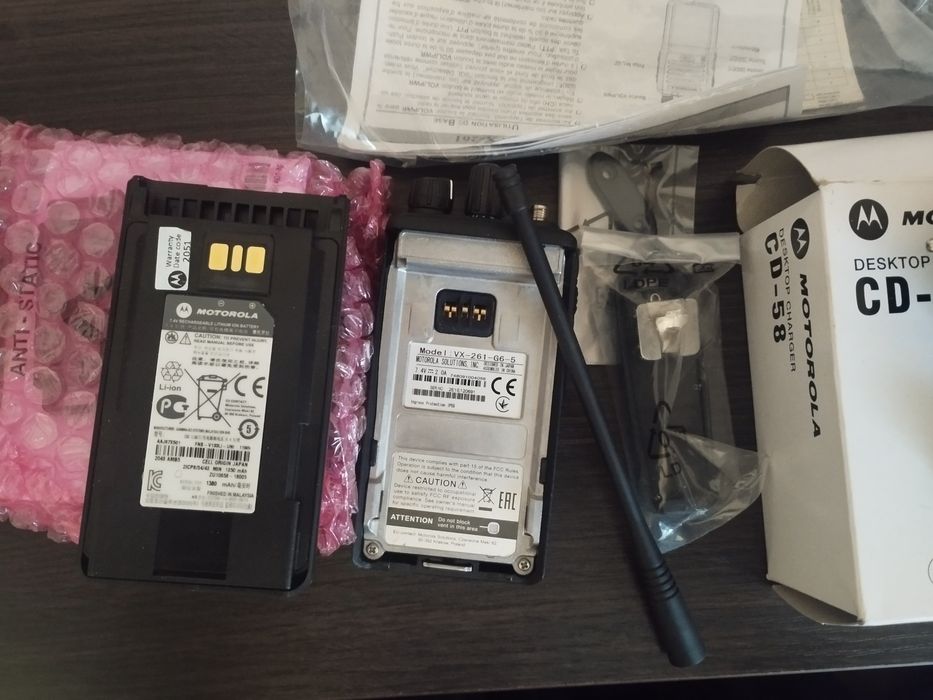 Motorola VX261 радіостанція