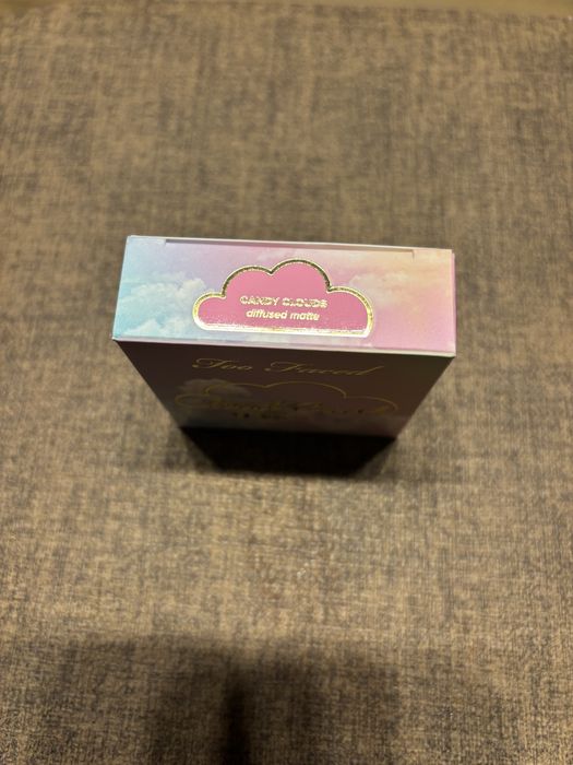 Too Faced róż Candy Clouds