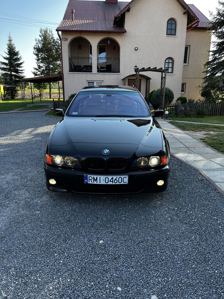 BMW E39 540i V8