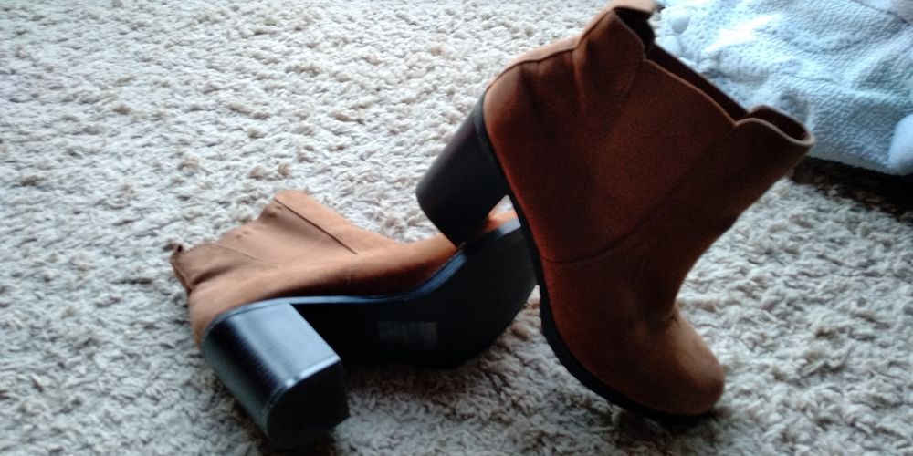 Ботинки на каблуке демисезонные DOROTHY PERKINS