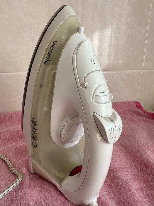 Утюг не рабочий. Viconte