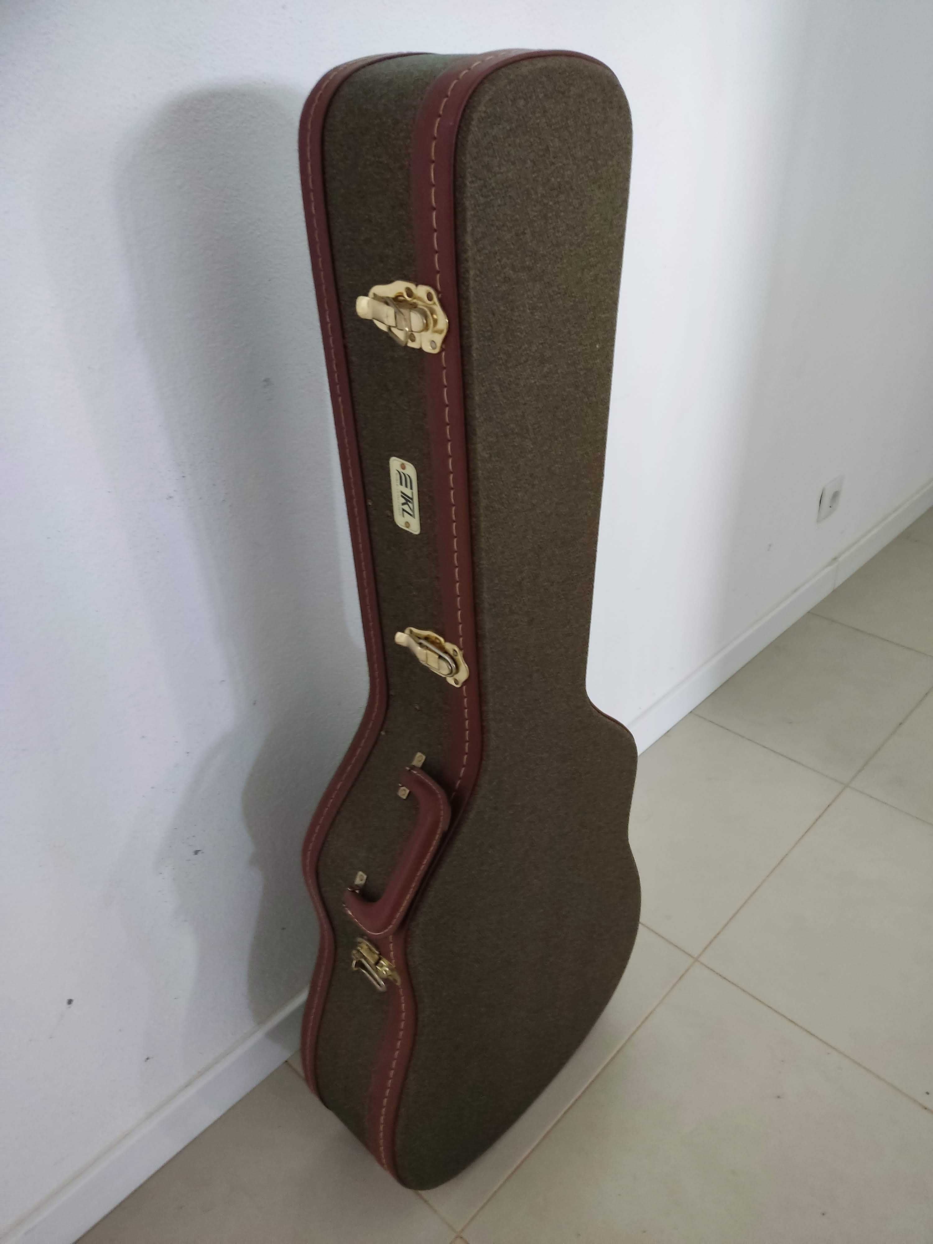 Guitarra Ovation Celebrity CC245 12 cordas