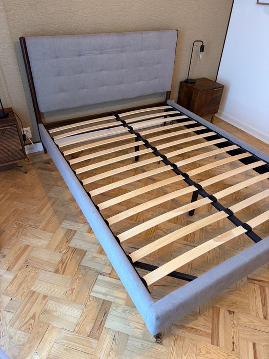 Cama casal muito bom estado