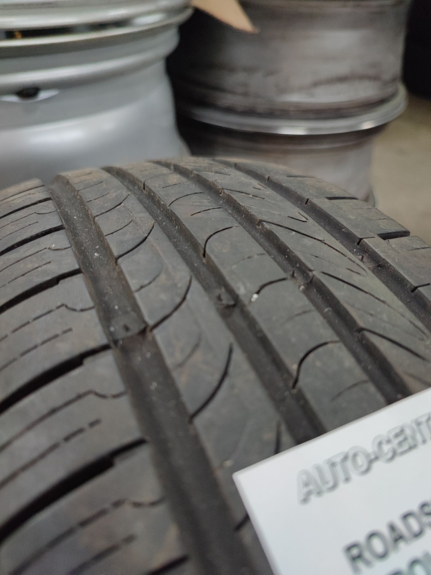 Opony letnie 195/65R15 91V RoadStone EuroVis HPO2 2021r. 2szt.