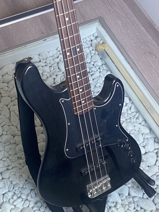 Бас гітара 4х струнна CORT GB34JJ (Black)