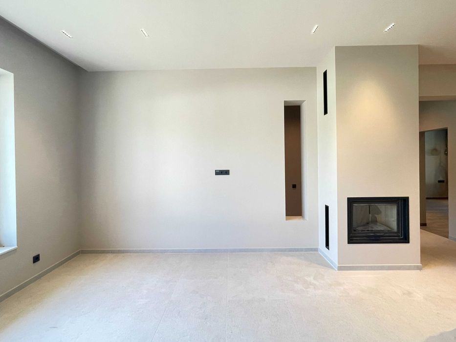 Одноповерховий котедж з ремонтом в КМ біля лісу!