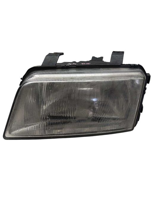 Audi A4 B5 Lampa Przednia Lewa Lewy Przód LP
