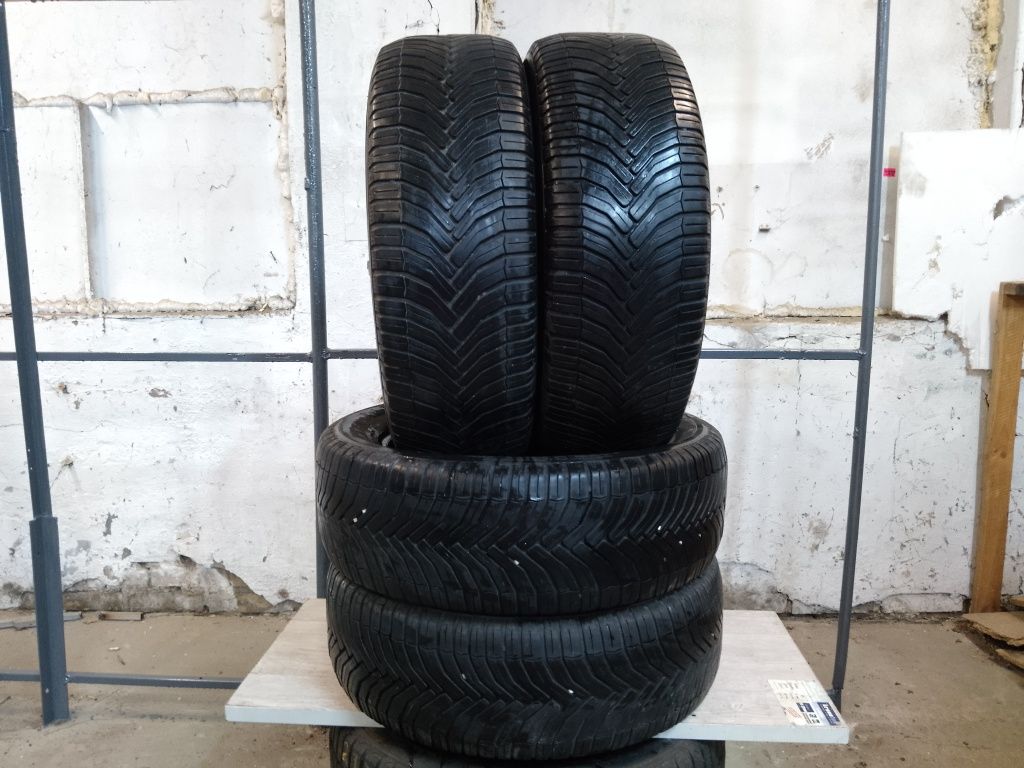 Комплект шин Michelin CrossClimate 205/55 R16