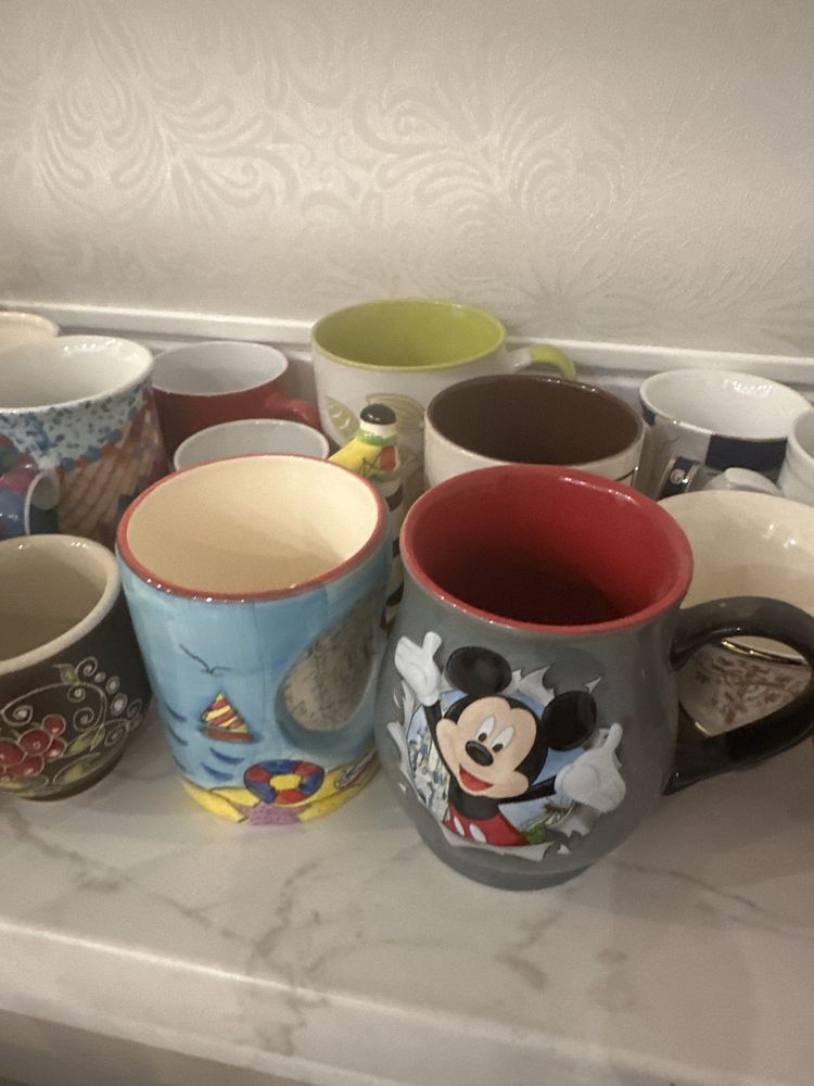 Коллекция чашек с разных стран мира. Любая одна чашка 150 грн.