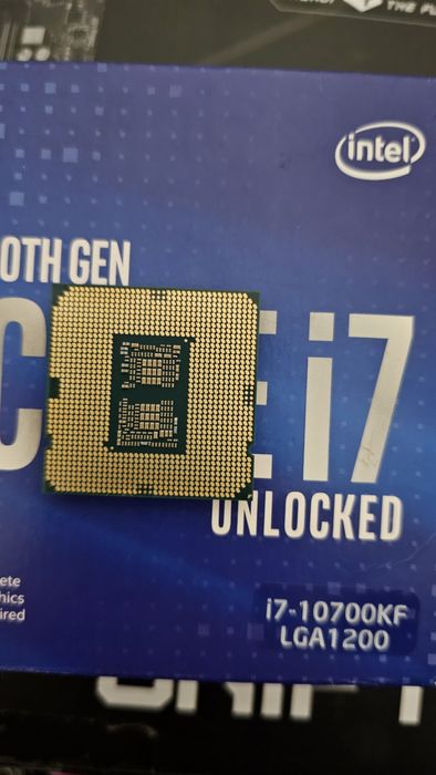 Топова плата MSI Z490 UNIFY. I7 10700KF 8/16. DDR4 GSKILL32GB 4400RGB