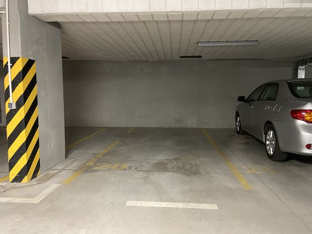 Wynajme miejsce parkingowe w podziemnym garażu centrum legionowa