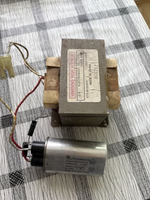 Трансформатор для мікрохвильової печі