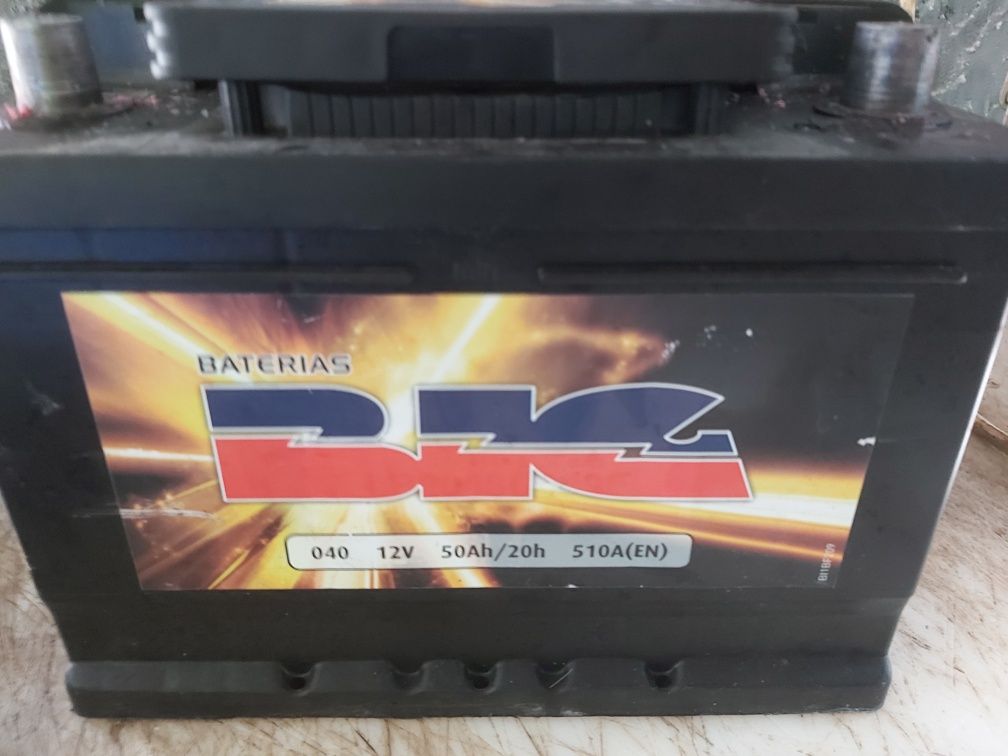 Bateria 50 ah impecável