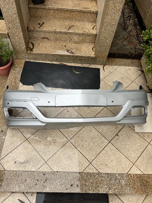 Parachoques frontais mercedes classe b
