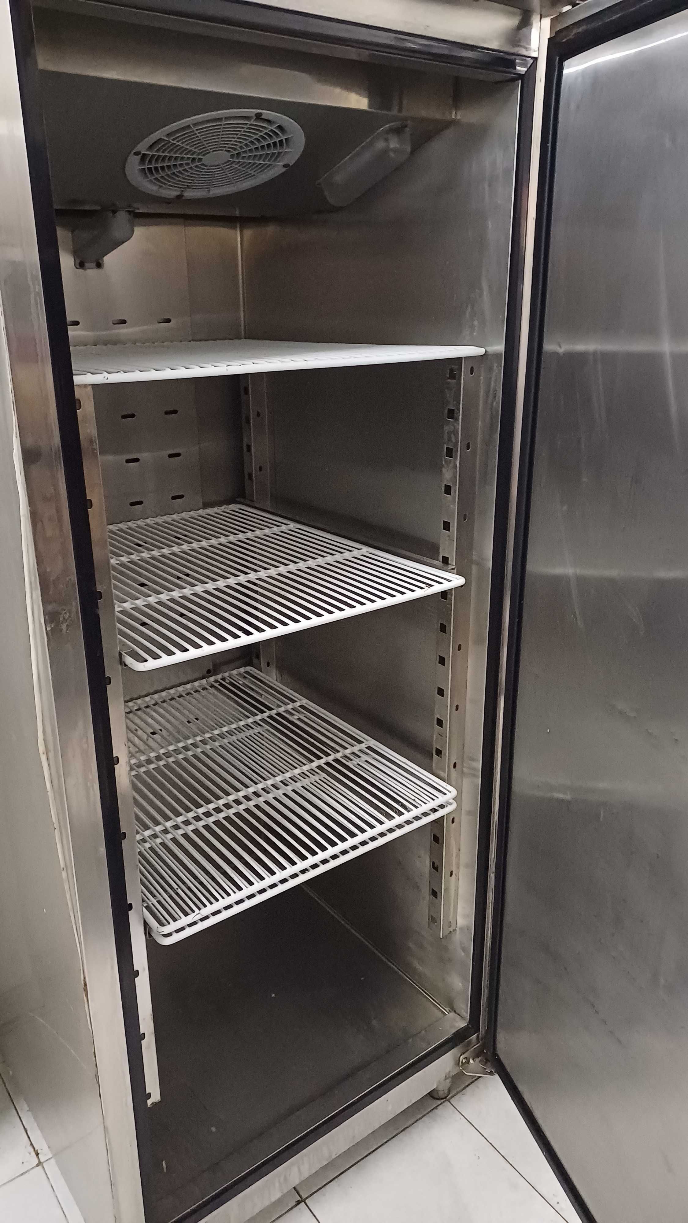 Arca Frigorífica Vertical em Inox industrial