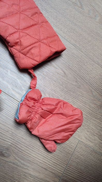 Nowa kurtka dziecięca rozm.86