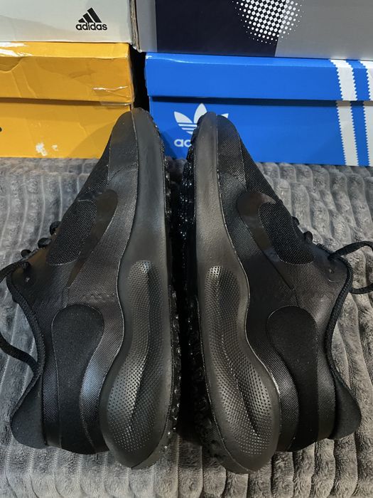 Кросівки Nike  Revolution 7 38,5(24см) оригінал