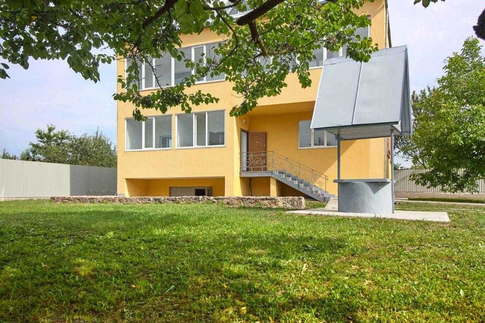 Оренда будинку 440 м.кв 8 кімнат під IT, клініку, реабіліт, пансіонат