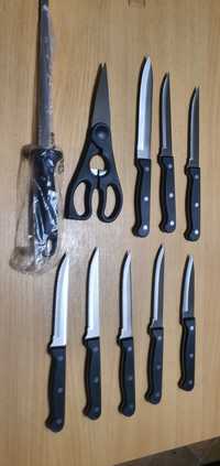 Noże z podstawą do kuchni
