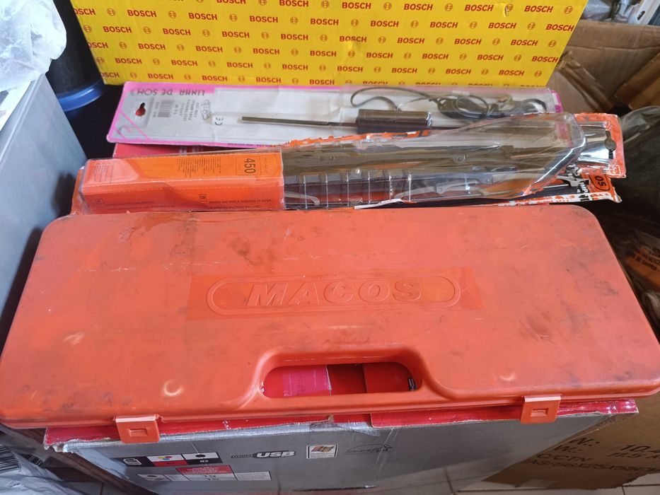 Conjunto Ford Fiesta 96-99::Óticas, Grelha, Tampões e Tapetes