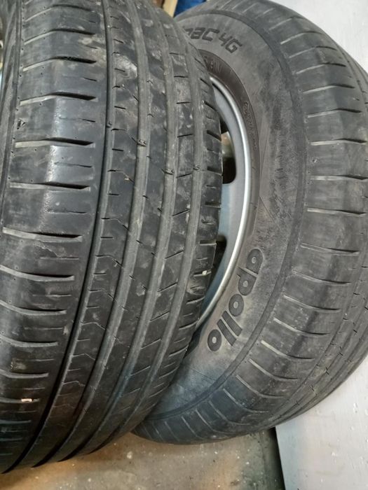 Felgi aluminiowe z oponami 4 szt
