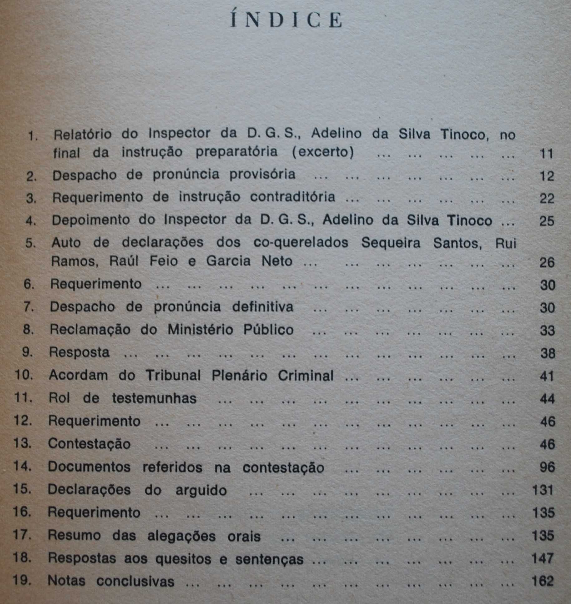 Em Defesa de Joaquim Pinto de Andrade de Mário Brochado Coelho