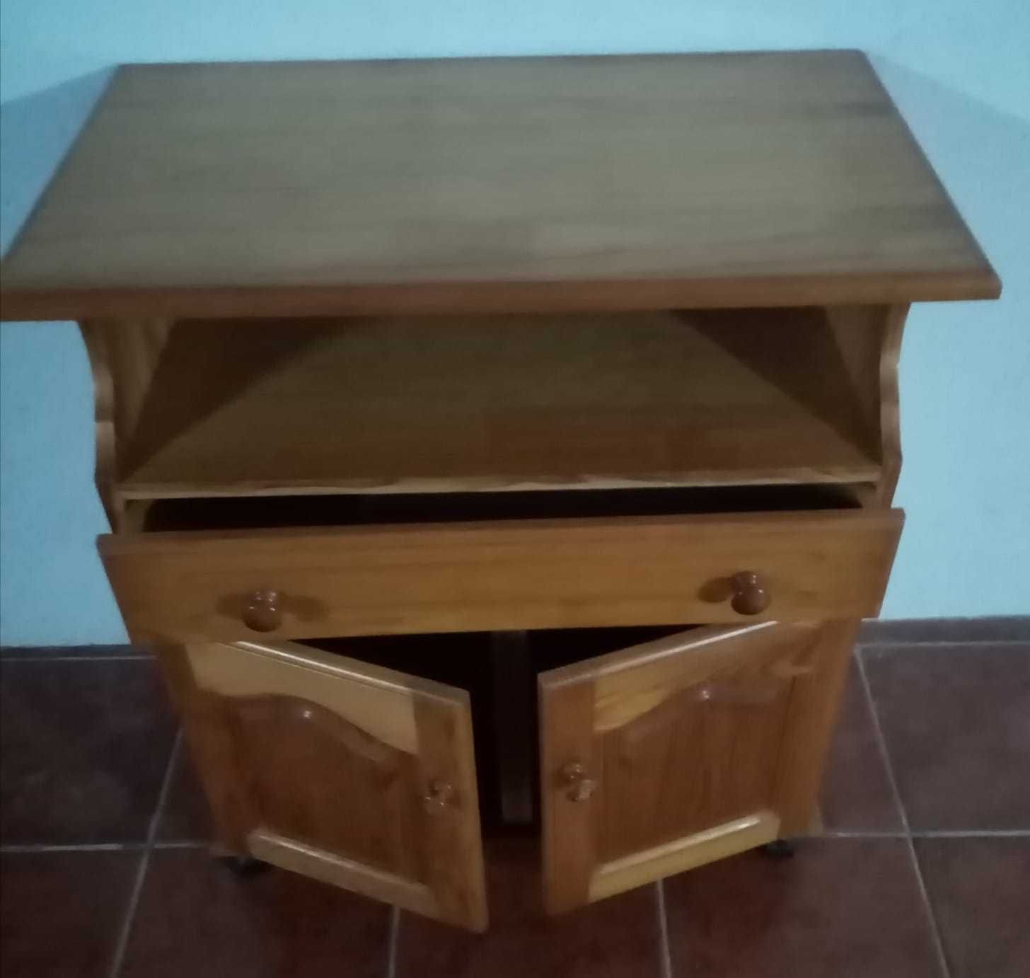 Móvel para TV e Multimédia