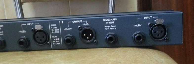 Controlador de som LA Audio GCX-20