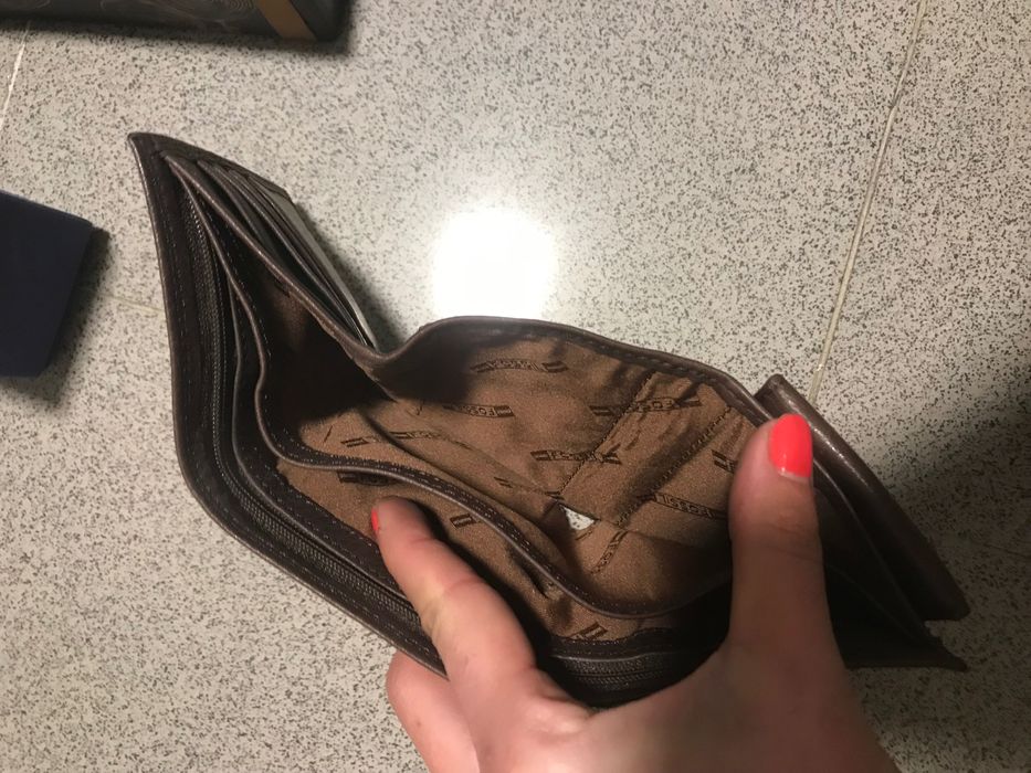 Carteira Fóssil em Pele