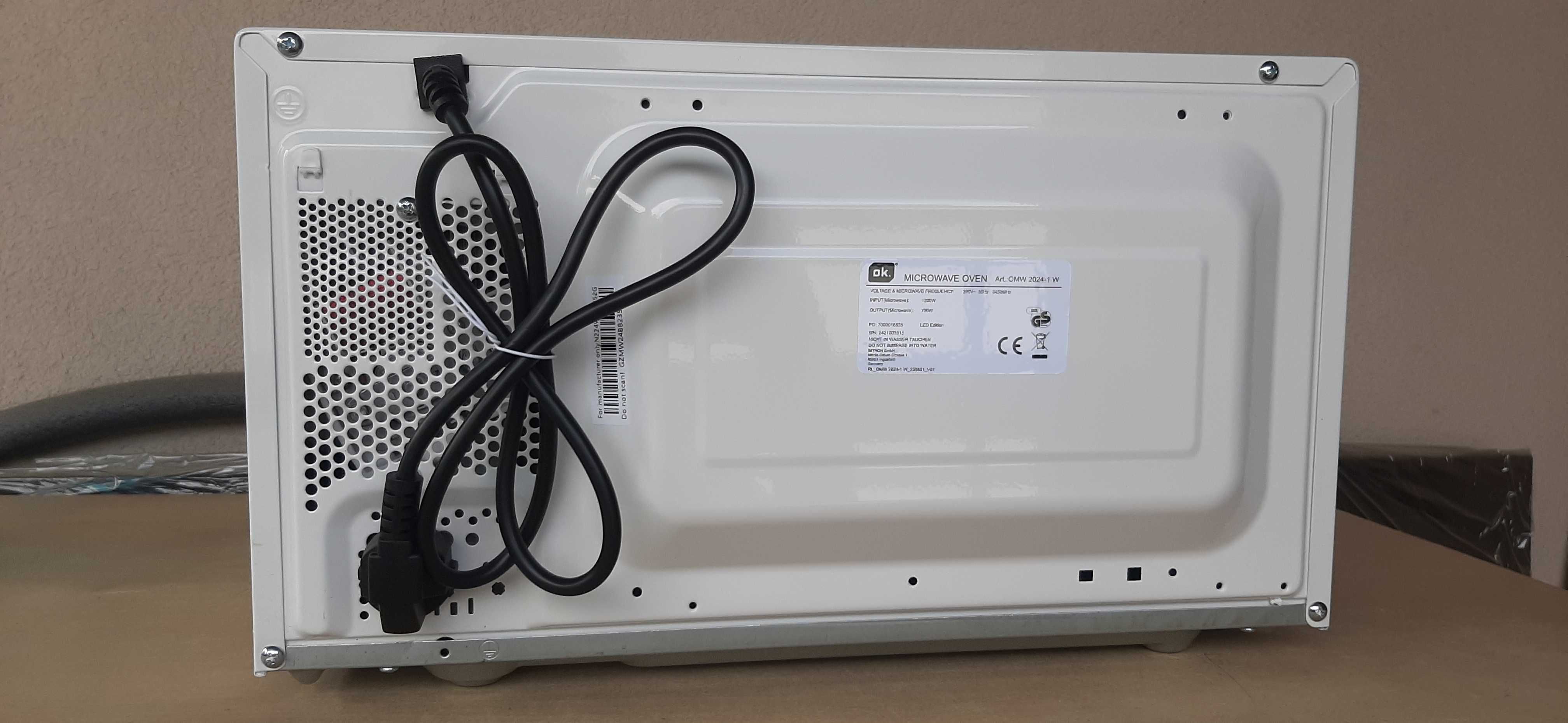 Kuchenka mikrofalowa firmy OK OMW 2024-1 W Biała 20l 700W