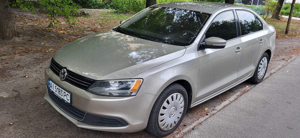 Продам Фольцваген Джетта 2013