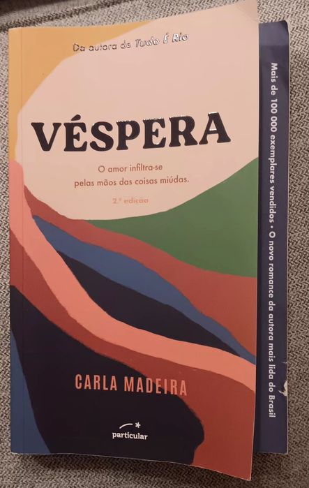 Livro Véspera de Carla Madeira em ótimo estado