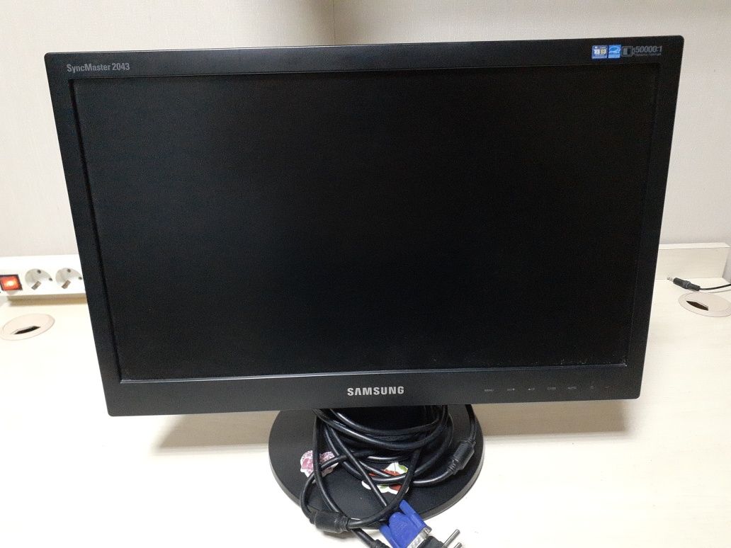 Монітор Samsung SyncMaster 2043SN