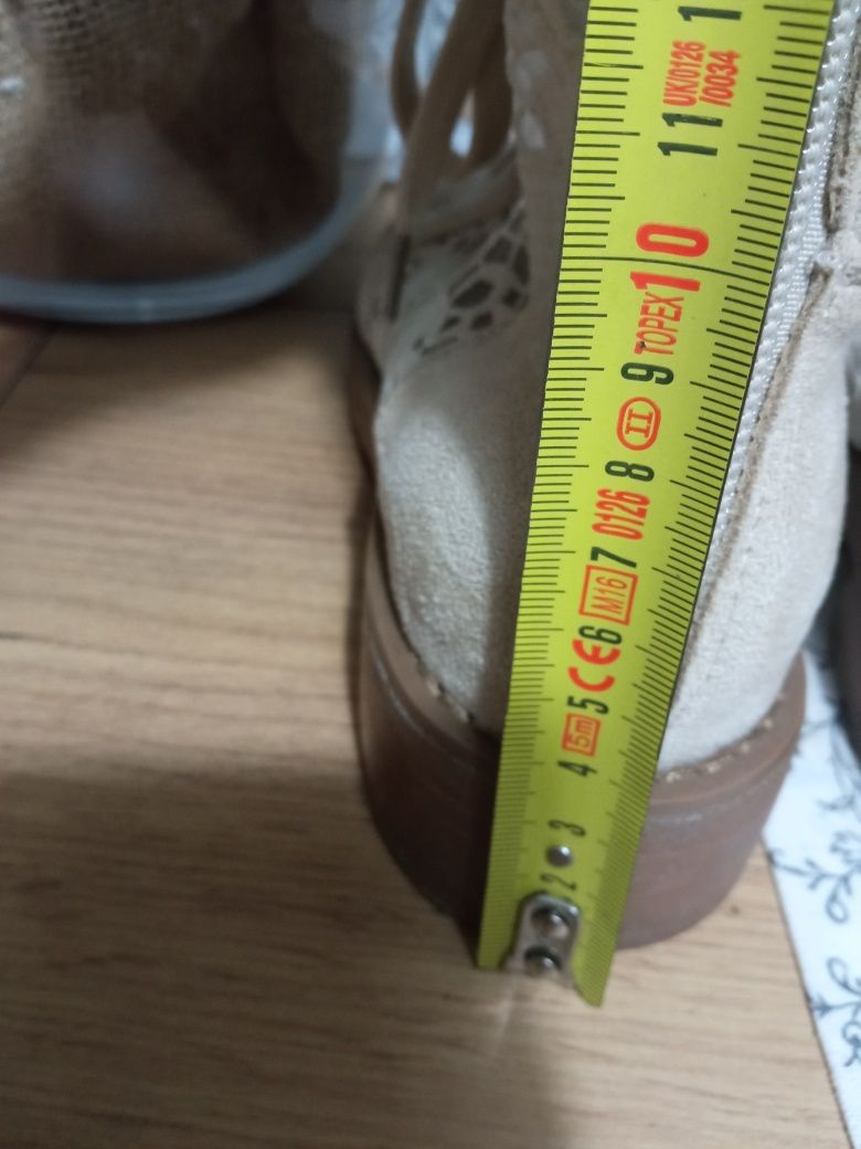Botki , traperki DeeZee  jak nowe