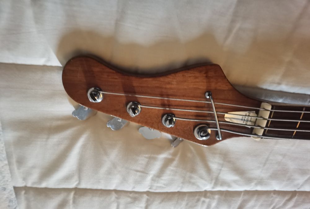 Baixo Jedson / Teisco piccolo bass