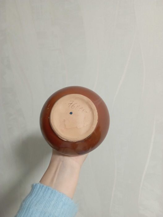 Ваза керамiка глина