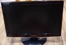 Monitor 24" Samsung LS24TWHSUV T240