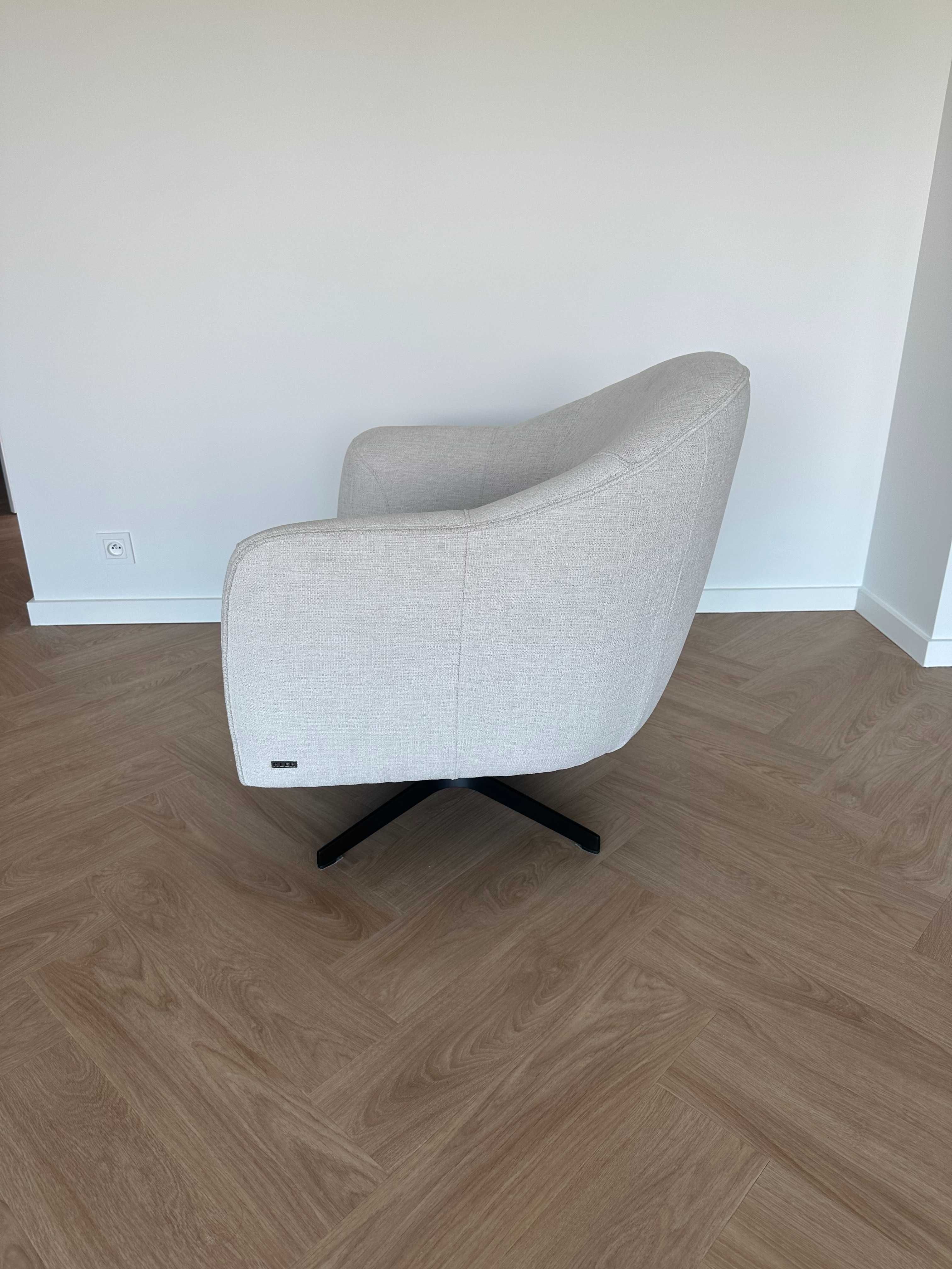 Fotel obrotowy KLER CETRA W201 NOWY OKAZJA