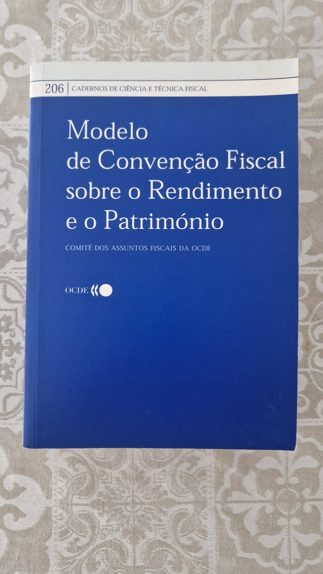 Livro Fiscal OCDE