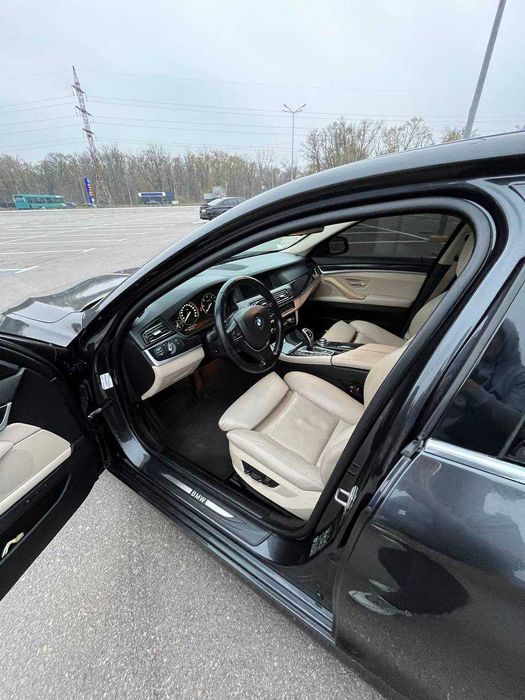 BMW F10 2012 года 525D Twin Power Turbo XDrive