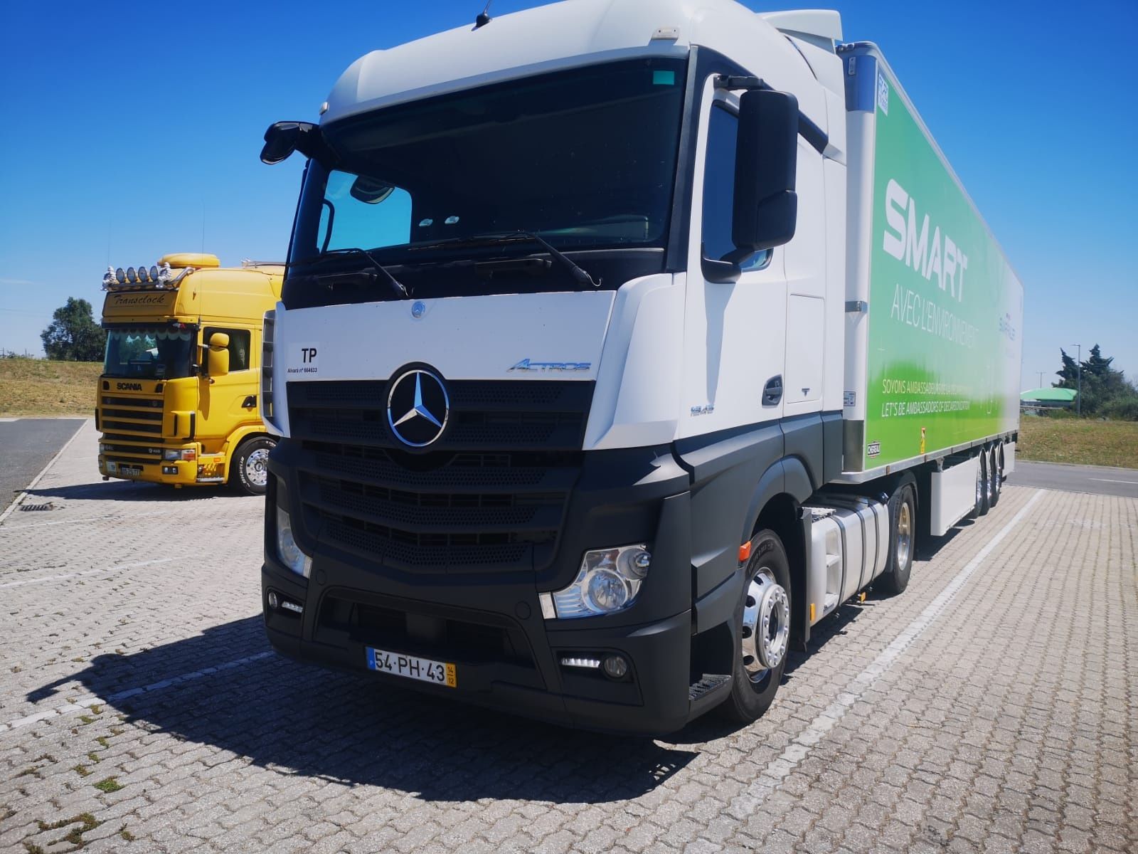 Mercedes Actros 1845