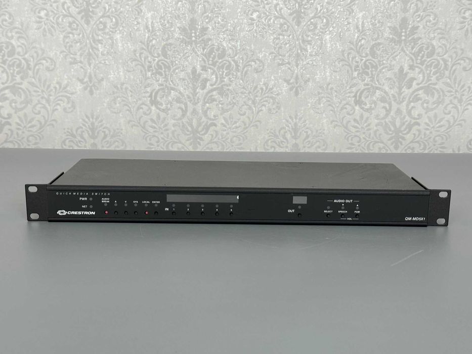 Crestron QuickMedia Switch QM-MD5X1 Distribution Center Unikat